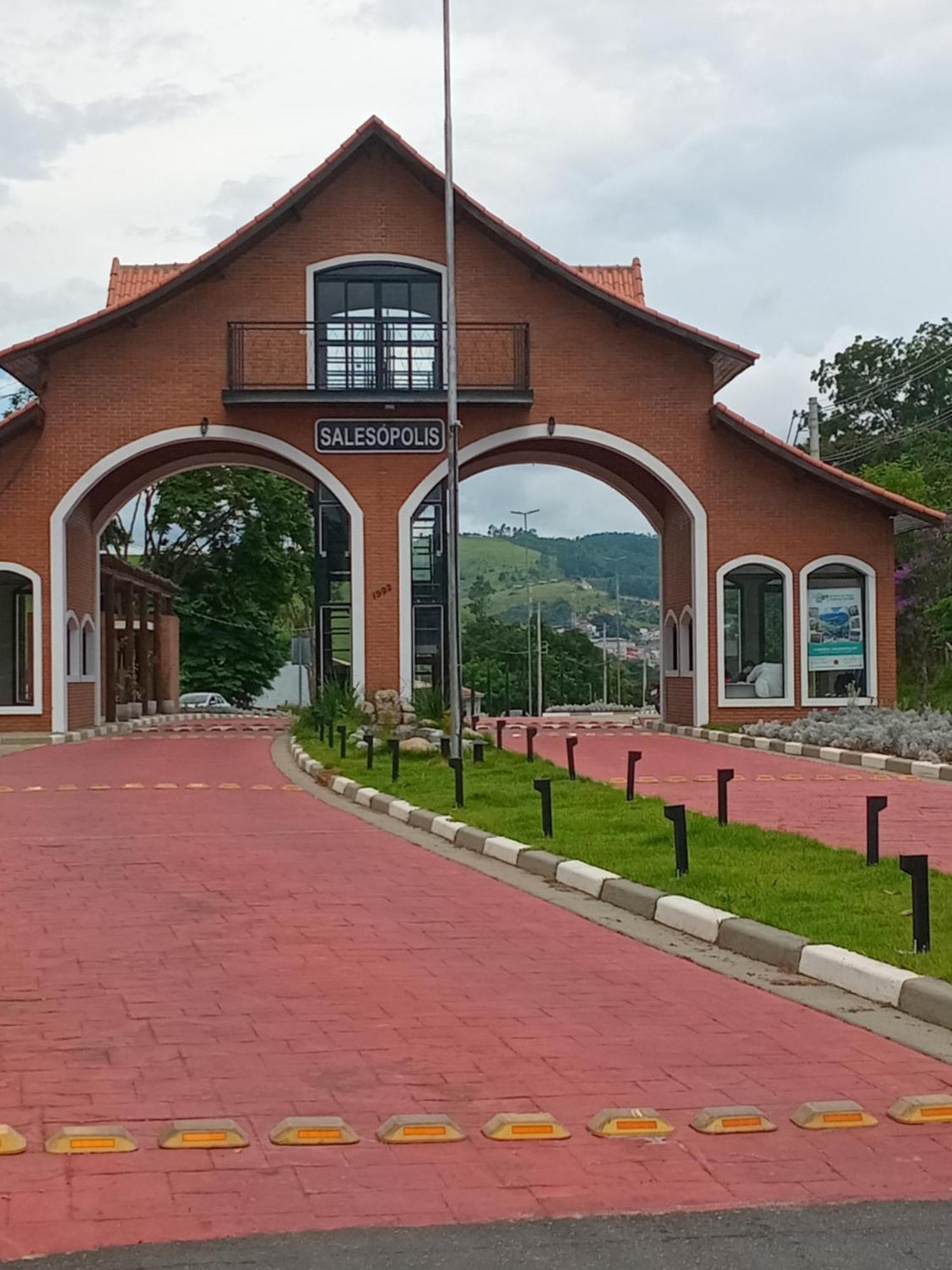 Chacara Ladeira De Pedra Villa Salesópolis Exterior foto